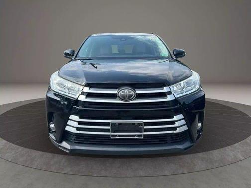 2017 Toyota Highlander LE Plus