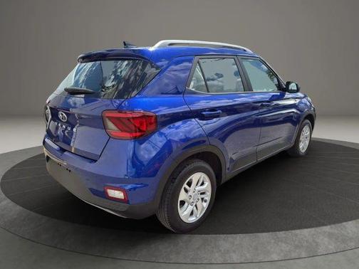 2020 Hyundai VENUE SEL