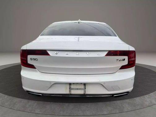 2020 Volvo S90 T6 R-Design
