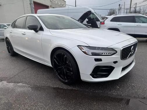 2020 Volvo S90 T6 R-Design