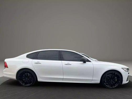 2020 Volvo S90 T6 R-Design