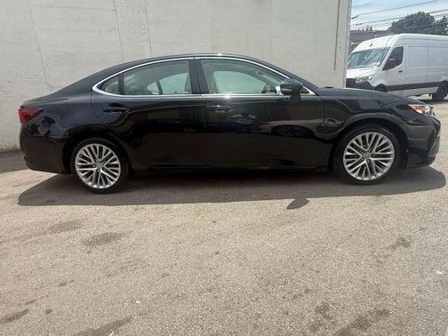 2016 Lexus ES 350 Base