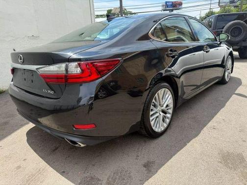 2016 Lexus ES 350 Base