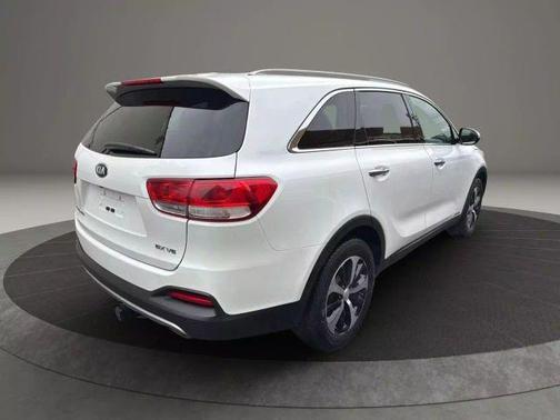 2018 Kia Sorento EX