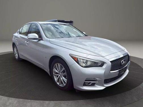 2015 INFINITI Q50 Premium