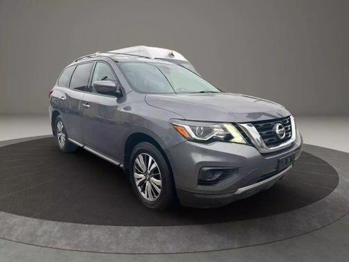 2019 Nissan Pathfinder S