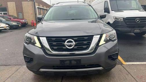 2019 Nissan Pathfinder S