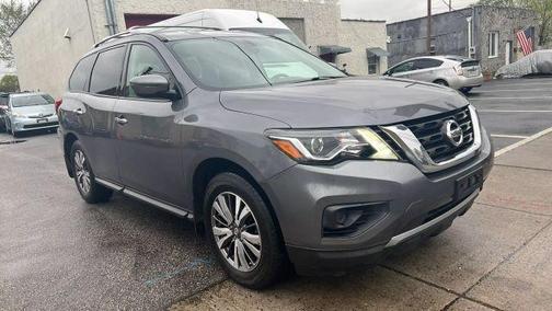 2019 Nissan Pathfinder S