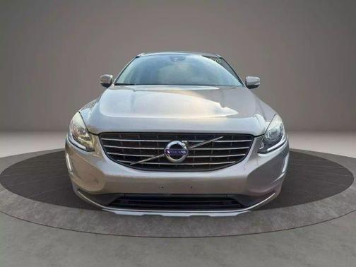 2016 Volvo XC60 T6 Drive-E
