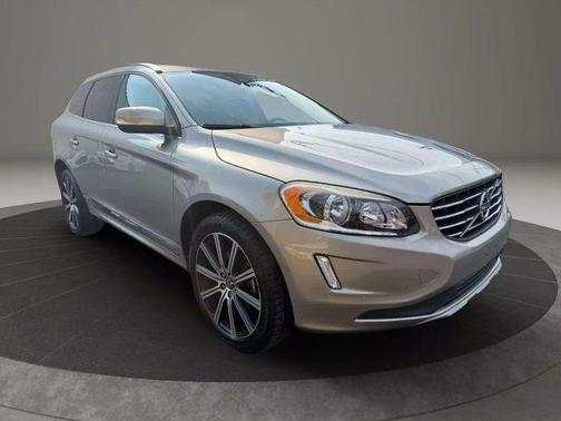 2016 Volvo XC60 T6 Drive-E