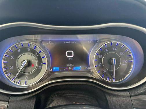 2018 Chrysler 300 Touring
