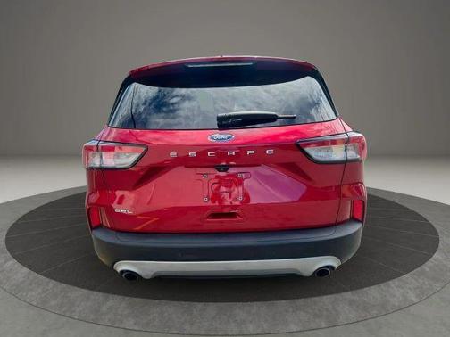 Red 2022 Ford Escape SEL