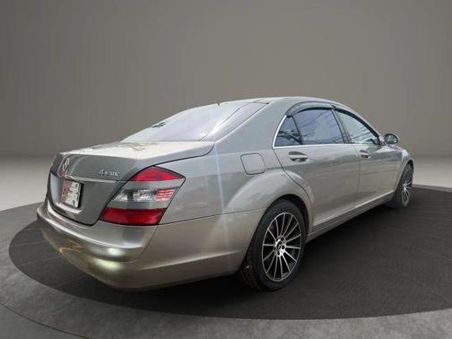 2007 Mercedes-Benz S-Class S 550