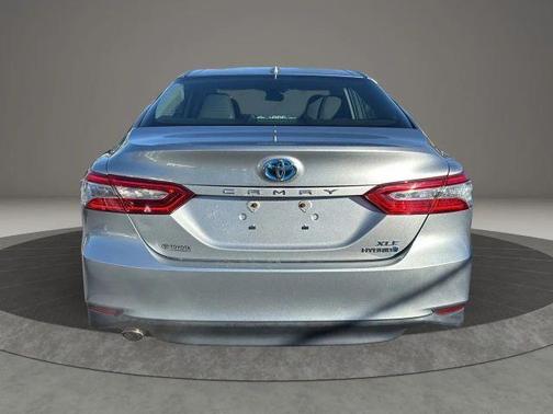 2019 Toyota Camry Hybrid XLE