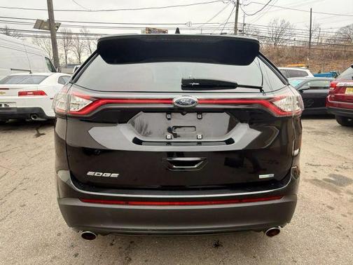 2016 Ford Edge SE