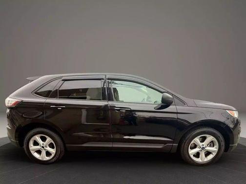 2016 Ford Edge SE