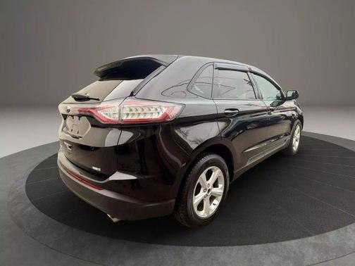 2016 Ford Edge SE