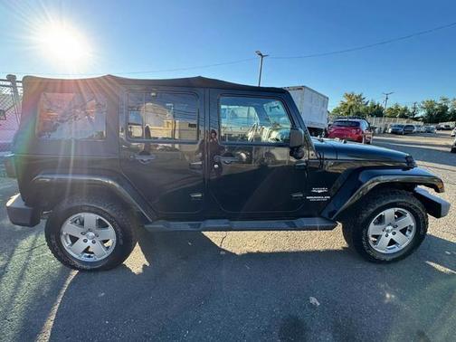 2012 Jeep Wrangler Unlimited Sahara