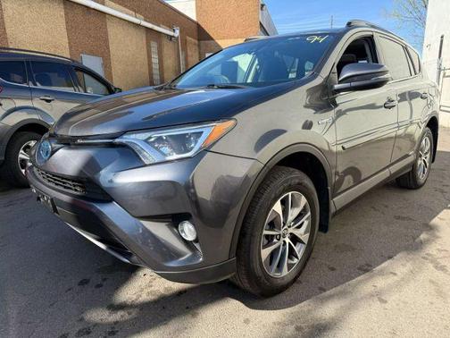 2018 Toyota RAV4 Hybrid XLE