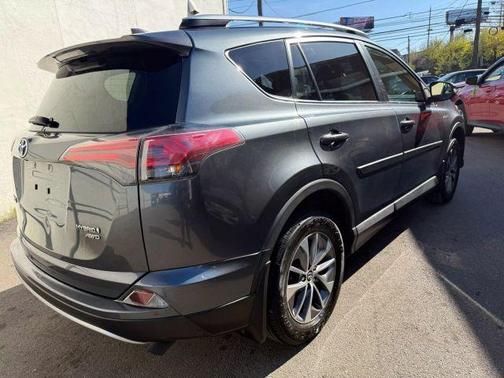 2018 Toyota RAV4 Hybrid XLE