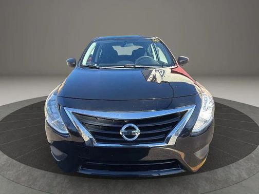 2015 Nissan Versa 1.6 SV