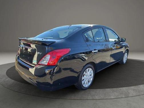 2015 Nissan Versa 1.6 SV
