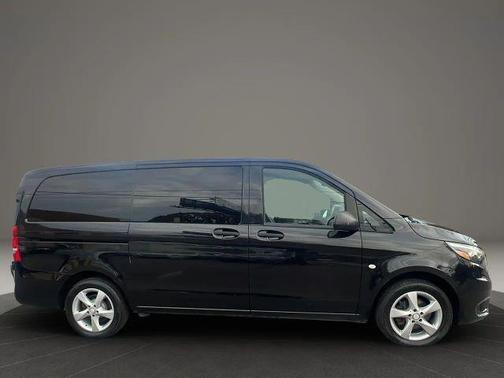 2018 Mercedes-Benz Metris 
