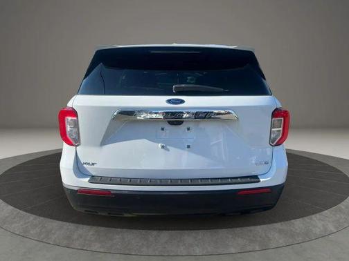White 2020 Ford Explorer XLT