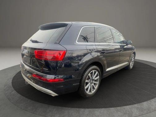 2018 Audi Q7 2.0T Premium Plus