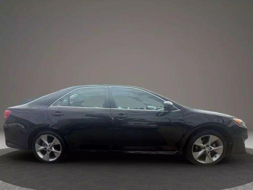 2014 Toyota Camry SE Sport