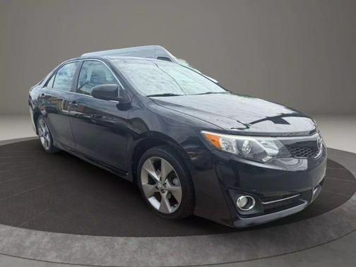 2014 Toyota Camry SE Sport