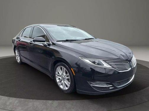 2016 Lincoln MKZ Base
