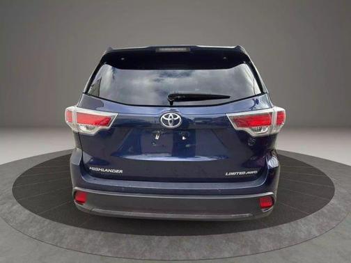 2016 Toyota Highlander Limited Platinum