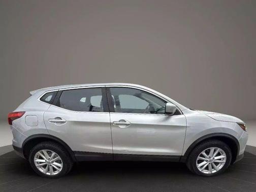 2017 Nissan Rogue Sport S
