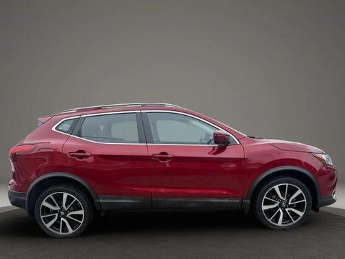 Scarlet Ember 2019 Nissan Rogue Sport SL