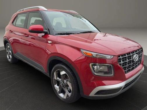 2021 Hyundai VENUE SEL