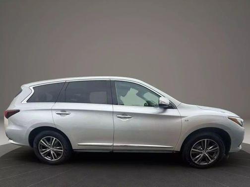 2016 INFINITI QX60 Base