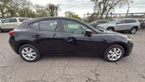 2016 Mazda Mazda3 i Sport