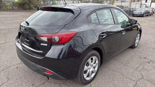 2016 Mazda Mazda3 i Sport