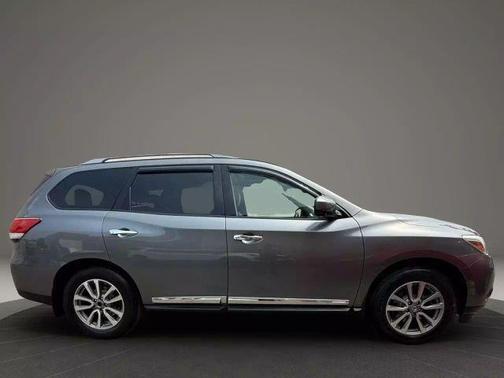 2015 Nissan Pathfinder SL