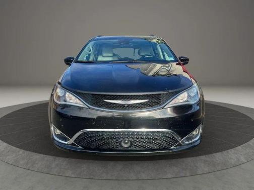 2019 Chrysler Pacifica Touring-L Plus