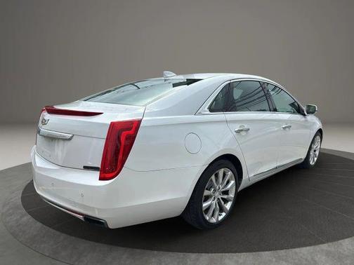 2016 Cadillac XTS Luxury Collection