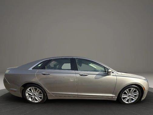 2015 Lincoln MKZ Base