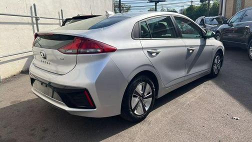 2018 Hyundai IONIQ Hybrid Blue
