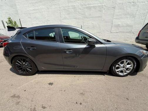2016 Mazda Mazda3 i Touring