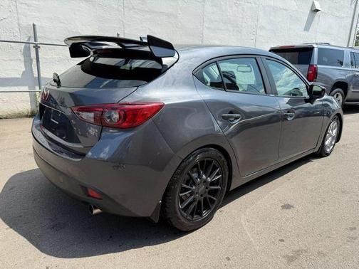 2016 Mazda Mazda3 i Touring