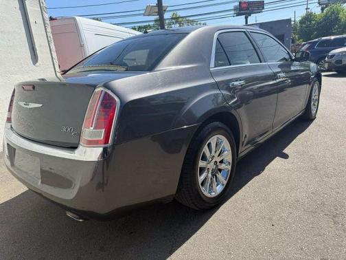 2014 Chrysler 300C Base