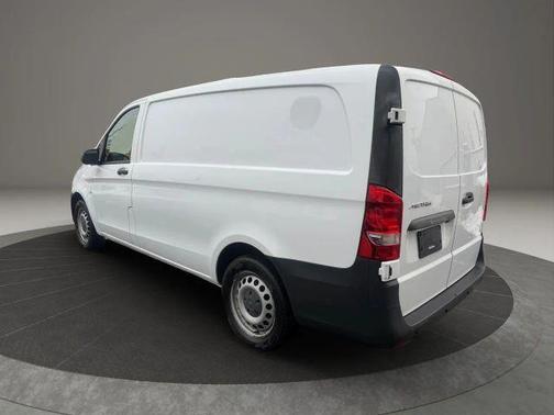 2020 Mercedes-Benz Metris Base
