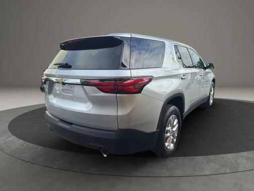 2022 Chevrolet Traverse LS