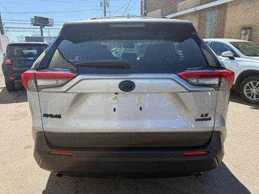 2023 Toyota RAV4 Hybrid LE